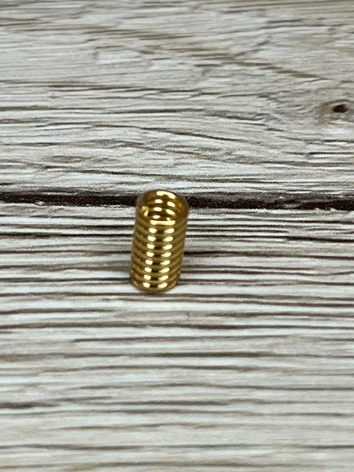 Mellandel Spiral 4x7 mm, Guldfärg (20st)
