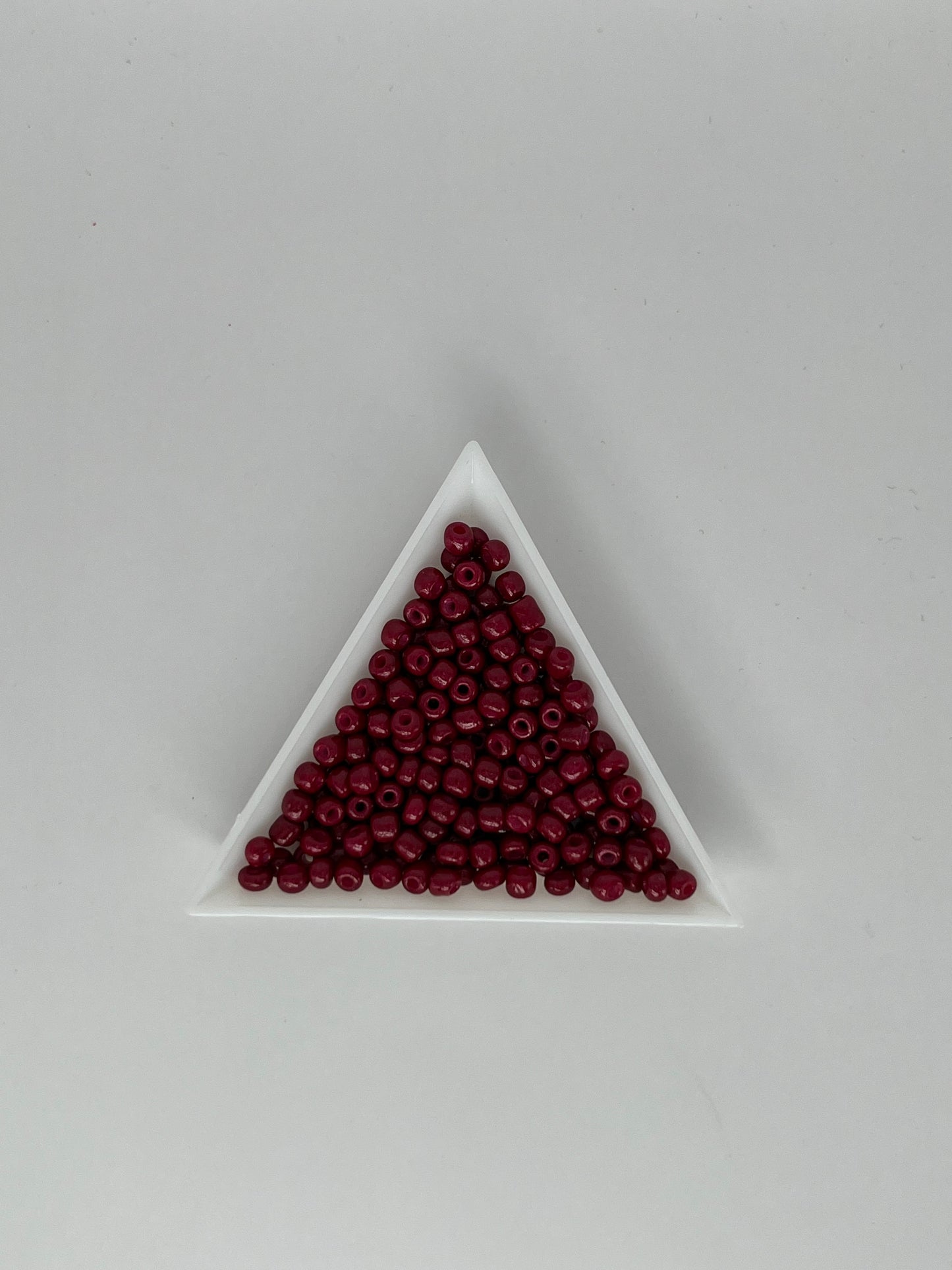 Seed beads mörkröd, 4 mm (ca 150 st)