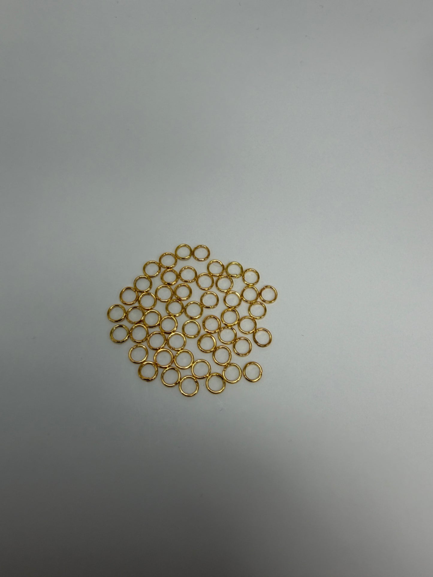 Bindringar, guld, 5mm (50st)